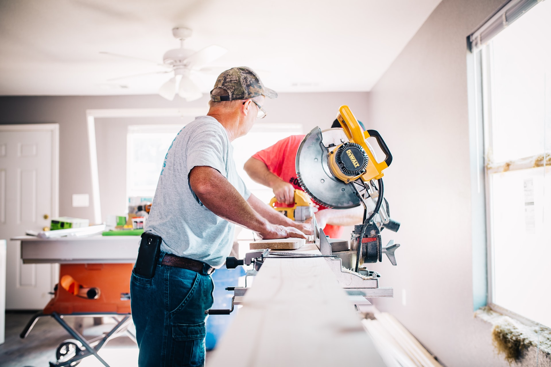 How do I start a handyman business from home?